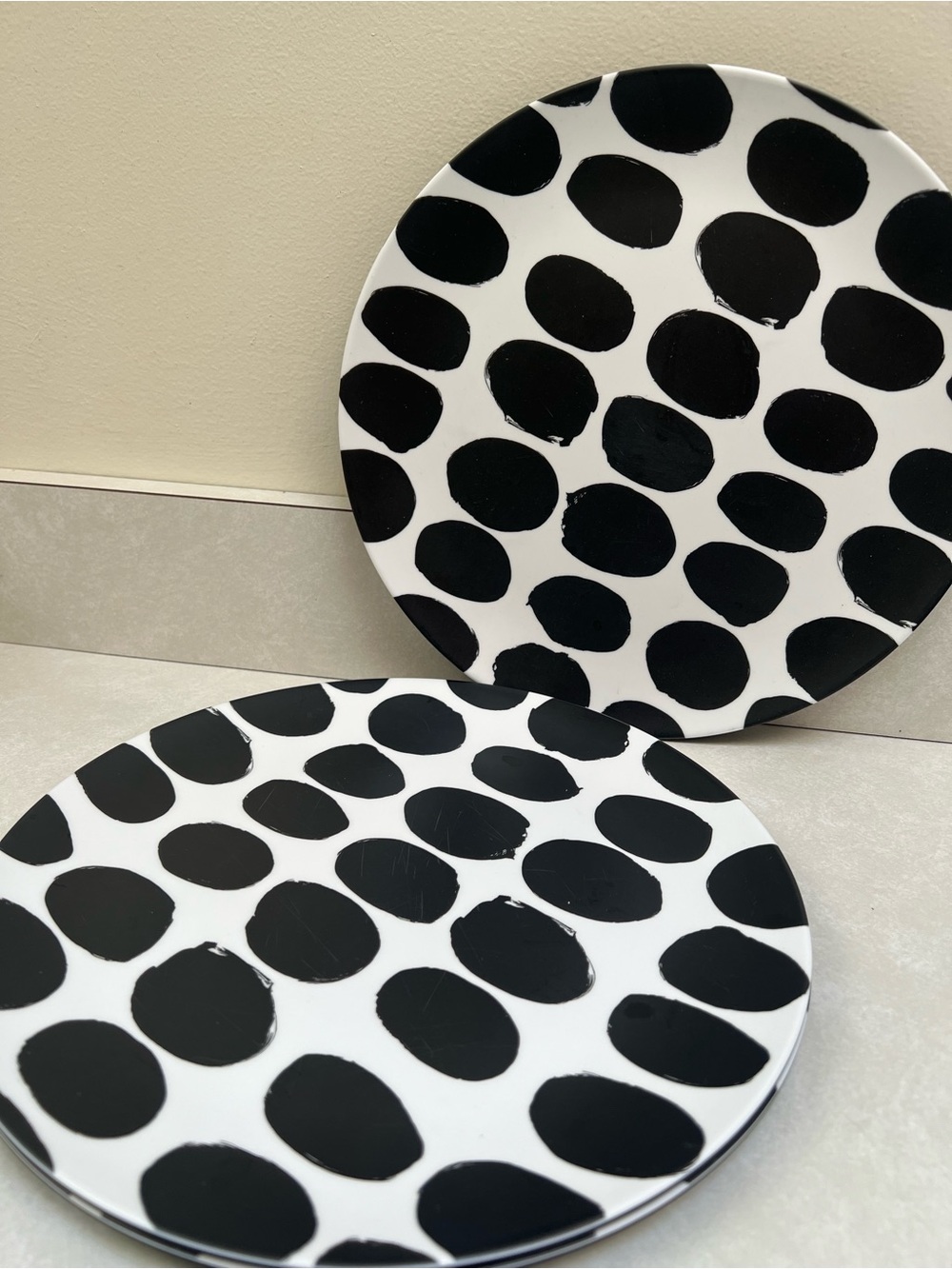 MARIMEKKO for Target Melamine Dinner Plates 10.5" Black White Koppelo SET of 4